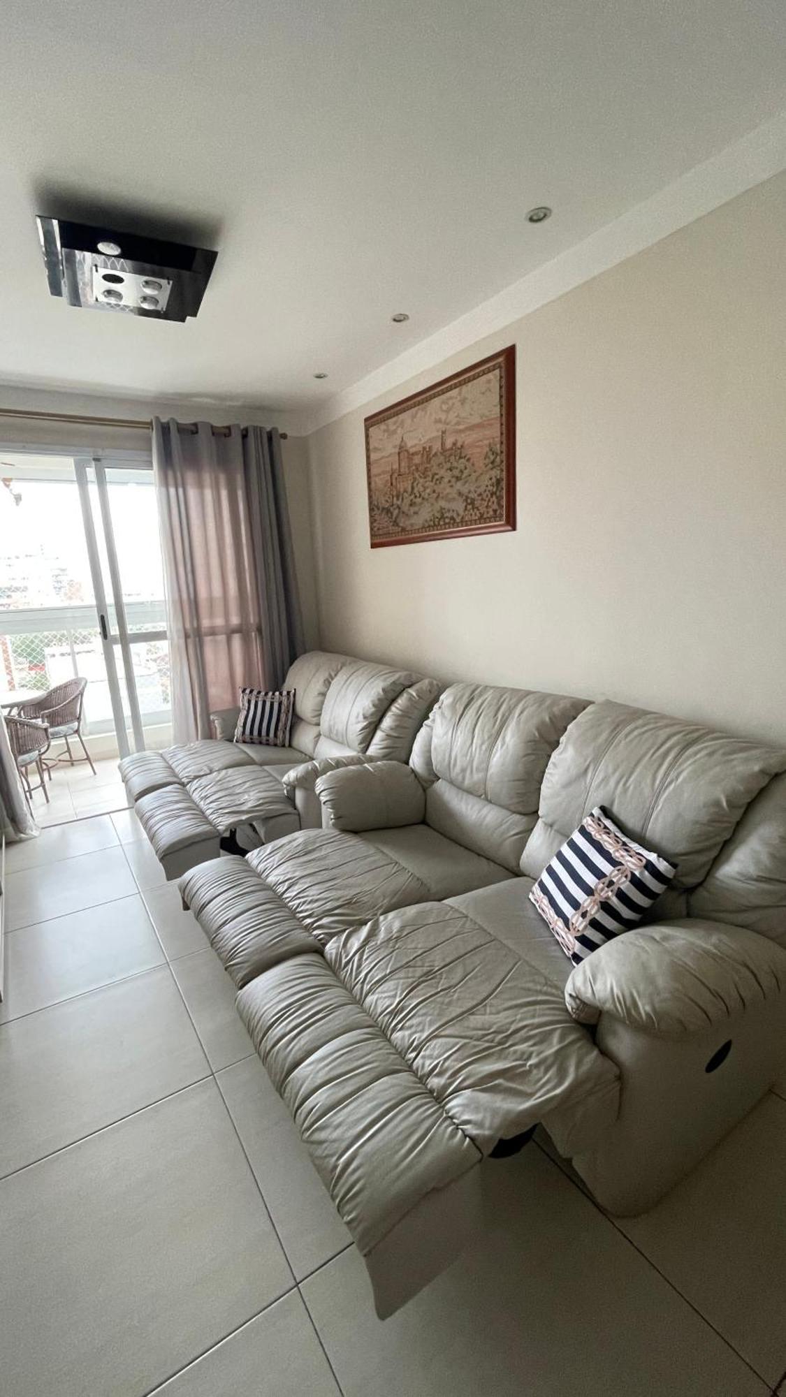 Apartamento Praia Das Asturias Гуаружа Екстериор снимка